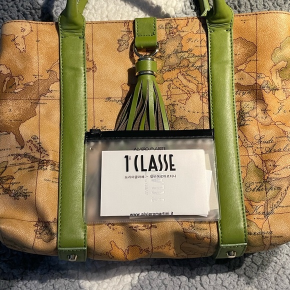 Brand new authentic ALVIERO MARTINI two way hand bag crossbody bag - Picture 9 of 14